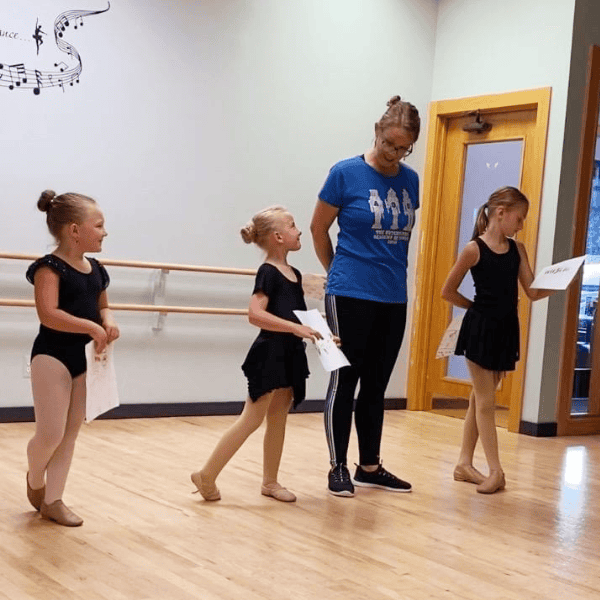 How to Know Which Path Is Right for Your Dancer